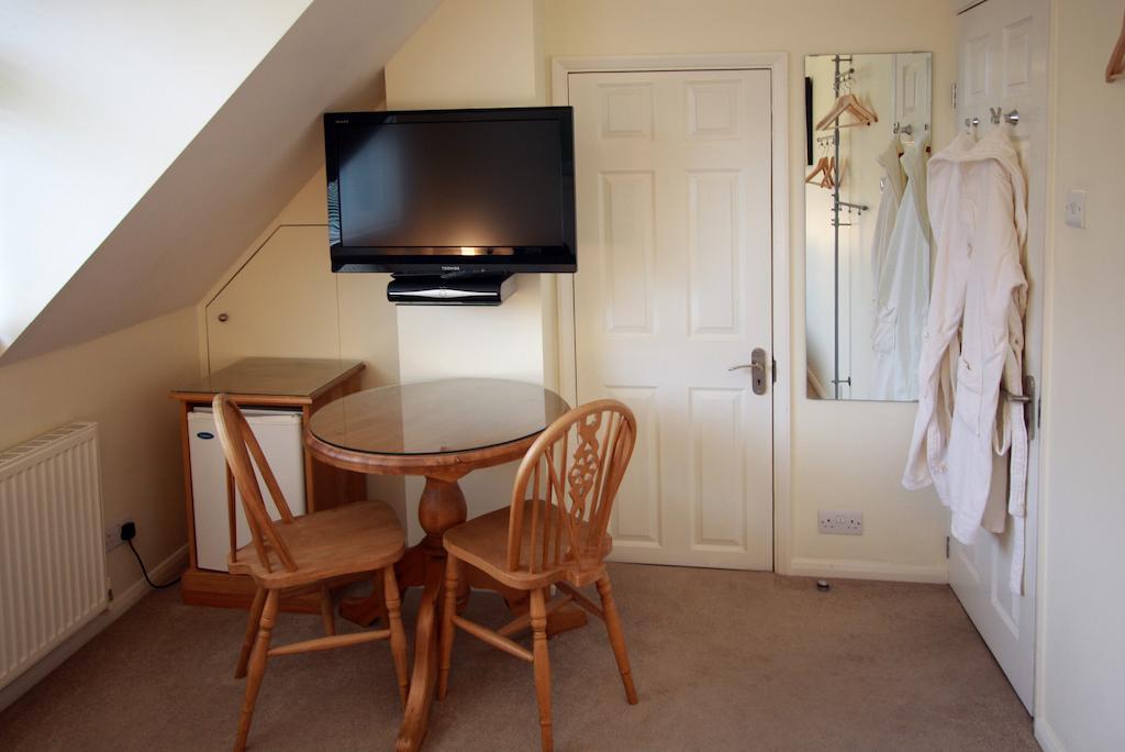 Abacus Bed And Breakfast, Blackwater, Hampshire Camberley Cameră foto