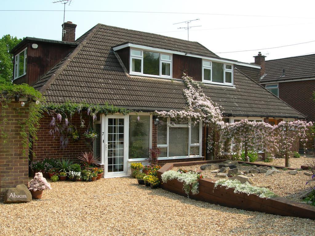 Abacus Bed And Breakfast, Blackwater, Hampshire Camberley Exterior foto